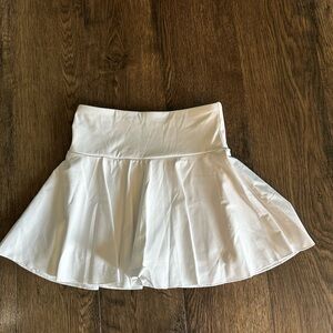 Women’s White Skort Size XS